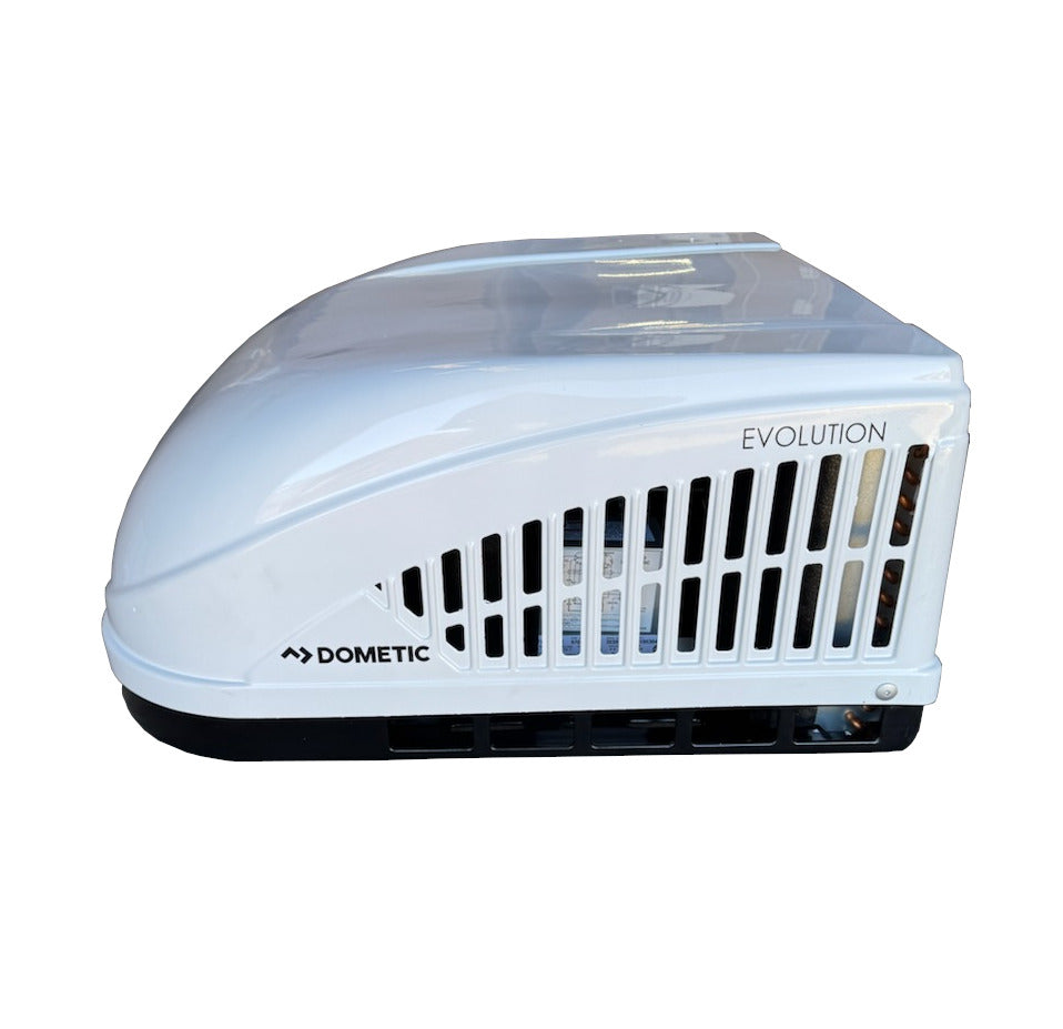 Dometic Brisk II RV Air Conditioner 13,500 BTU - White B57915-01  Scratch and Dent