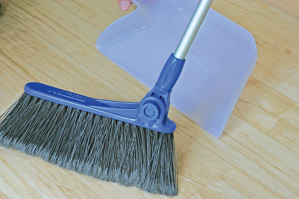 Adjustable Broom With Dust Pan  43623