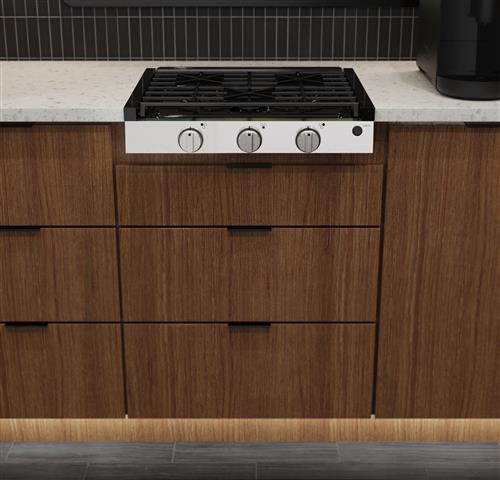 GE® PLD621RTSS RV Kitchen 21 Range - 3-Burner Cooktop / Oven